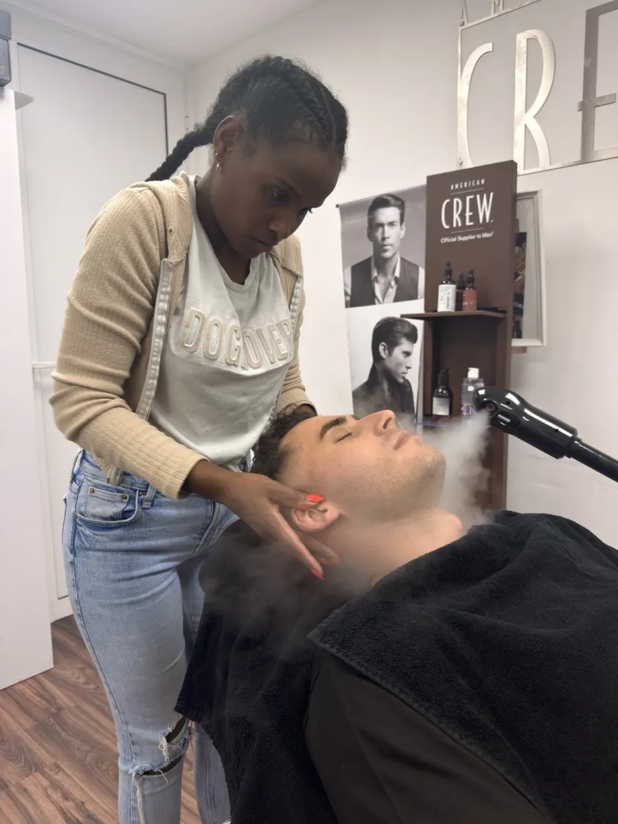 Премиум лицев масаж в Kerelski Barber & Beauty